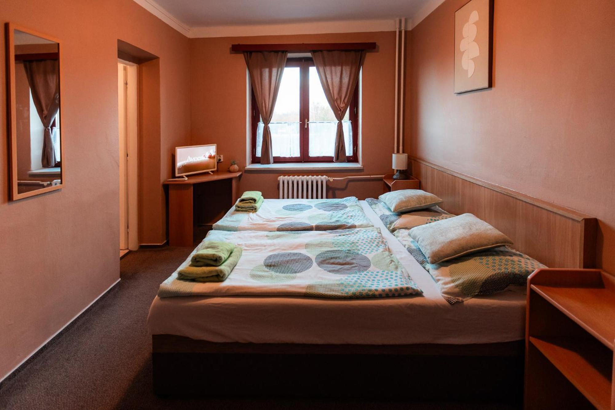 Hotel Rozkos Ceska Skalice Bilik gambar